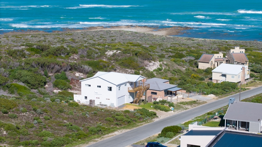 4 Bedroom Property for Sale in Suiderstrand Western Cape
